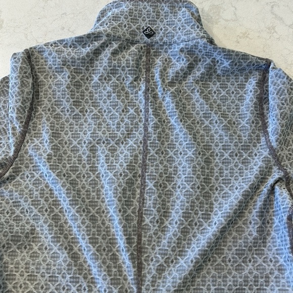 Prana Reeve Jacket Womens Small Silver Jacquard Stretch Yoga Hiking Running - Picture 8 of 17